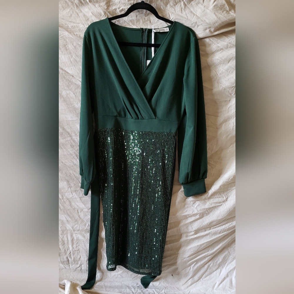 Elegant Green Sequin Wrap-Top Dress